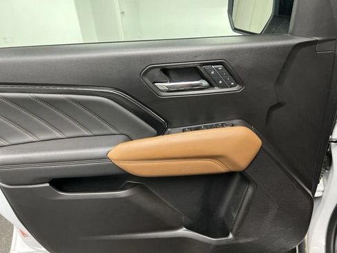 Certified 2023 GMC Canyon AT4 w/ AT4 Premium Package AWD/4WD image 22
