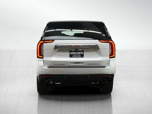 Used 2024 GMC Yukon XL Denali w/ Max Trailering Package AWD/4WD image 4