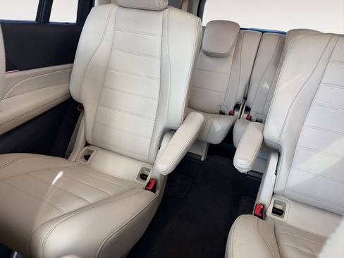 Used 2020 Mercedes-Benz GLS 450 4MATIC image 13