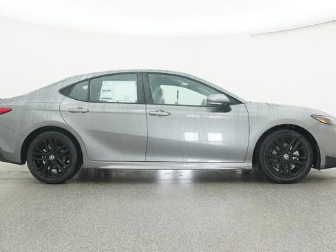 New 2026 Toyota Camry SE image 32