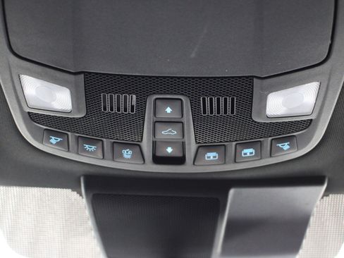 Used 2022 Ford F350 Platinum AWD/4WD image 19