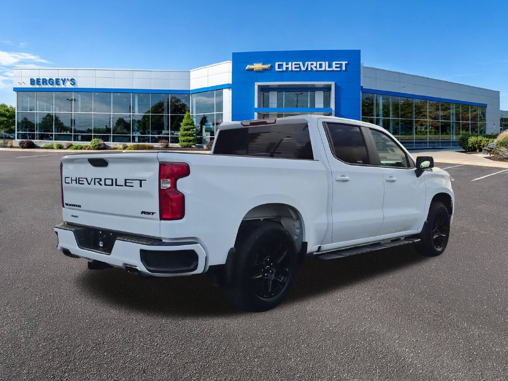 Used 2023 Chevrolet Silverado 1500 RST w/ Convenience Package II AWD/4WD image 8