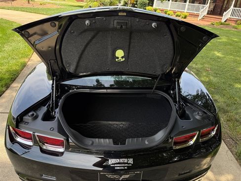 Used 2010 Chevrolet Camaro SS RWD image 61