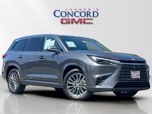 Used 2024 Lexus TX 350 FWD image 2