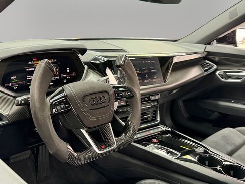 Used 2022 Audi e-tron GT Premium Plus w/ Performance Package AWD/4WD image 16