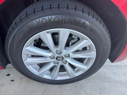 Used 2026 Toyota Corolla SE FWD image 13