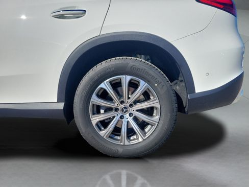 Certified 2026 Mercedes-Benz GLC 300 image 32