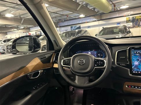 Certified 2024 Volvo XC90 B6 Plus w/ Protection Package Premier image 23