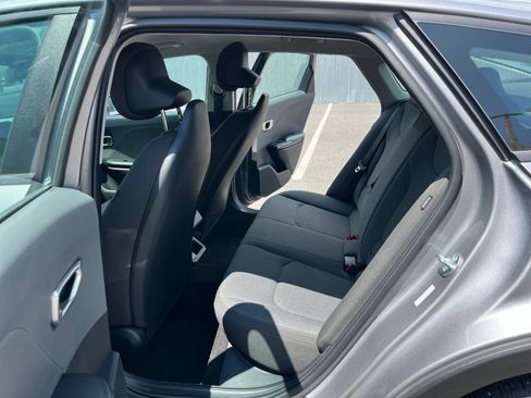 Used 2025 Kia K4 FWD image 26