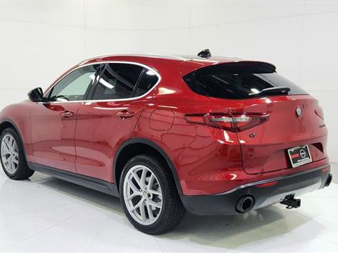 Used 2018 Alfa Romeo Stelvio Ti image 6