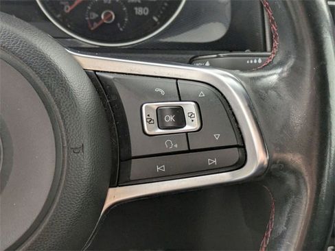 Used 2015 Volkswagen GTI S image 17