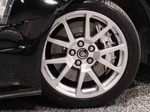 Used 2014 Cadillac CTS V w/ Wood Trim Package RWD image 20