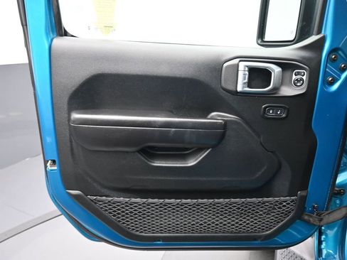 Used 2020 Jeep Wrangler Unlimited Sport S AWD/4WD image 9
