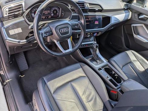 Used 2020 Audi Q3 2.0T Premium AWD/4WD image 10