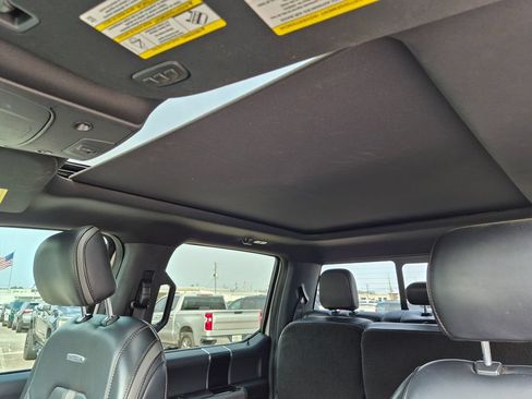 Used 2019 Ford F150 Platinum w/ Equipment Group 701A Luxury AWD/4WD image 35