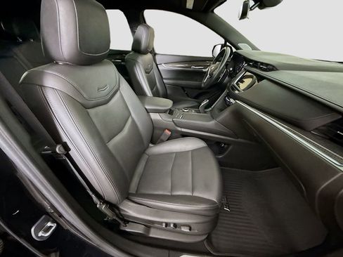 Certified 2023 Cadillac XT5 Sportv w/ Technology Package image 29