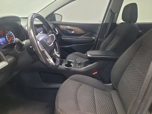 Used 2020 GMC Terrain SLE w/ Driver Convenience Package image 17