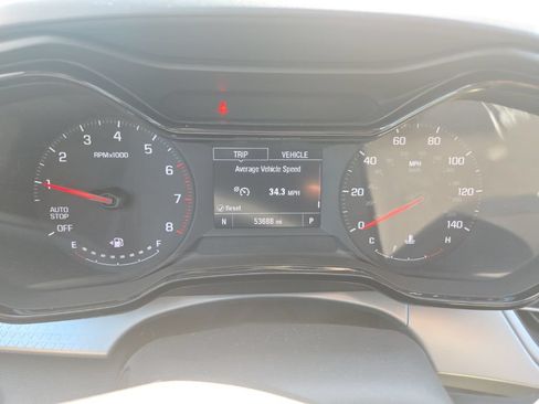 Used 2025 Chevrolet Trax LS FWD image 2