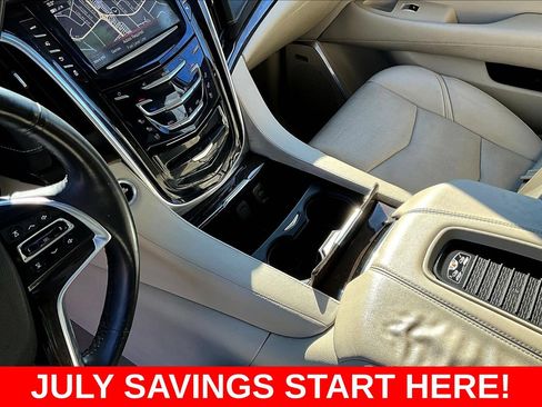 Used 2018 Cadillac Escalade ESV Luxury AWD/4WD image 23