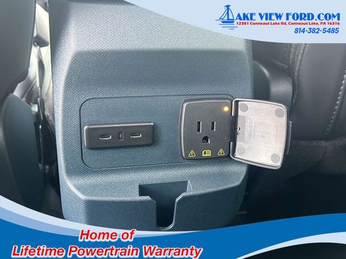 New 2026 Ford Maverick Lariat w/ Black Appearance Package image 41