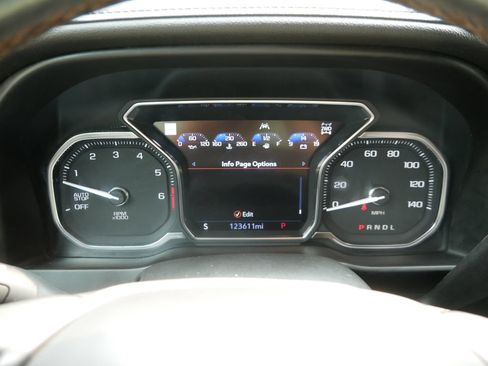 Used 2020 GMC Sierra 1500 AT4 w/ Off-Road Performance Package AWD/4WD image 22