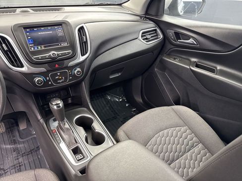 Used 2020 Chevrolet Equinox LT AWD/4WD image 10