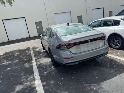 Used 2025 Honda Accord SE image 5