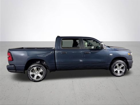 New 2026 RAM 1500 Express image 5