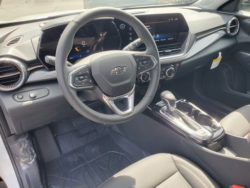 New 2025 Chevrolet Trax ACTIV w/ Driver Confidence Package image 8