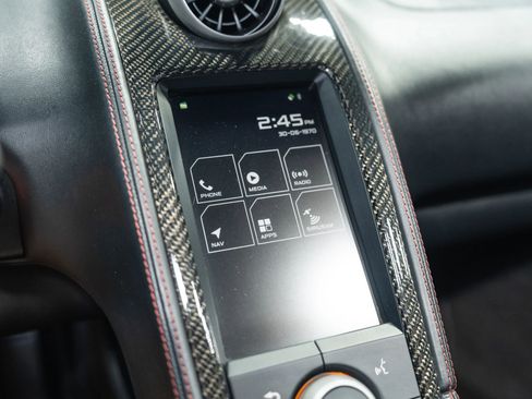 Used 2016 McLaren 650S Spider image 24