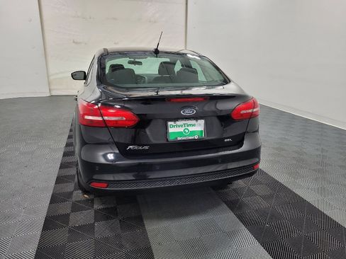 Used 2017 Ford Focus SEL FWD image 6