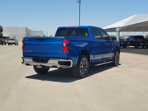 Used 2024 Chevrolet Silverado 1500 LT w/ Z71 Off-Road Package AWD/4WD image 8