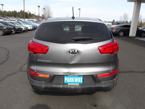 Used 2016 Kia Sportage LX image 4