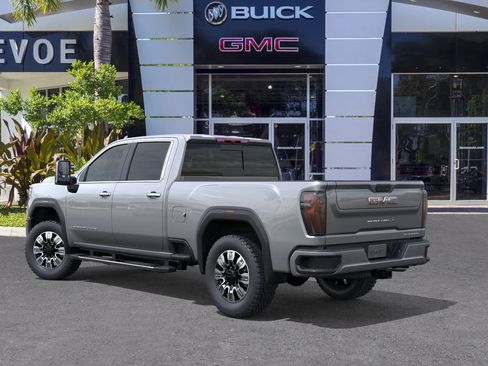 New 2026 GMC Sierra 2500 Denali w/ Denali Reserve Package image 3