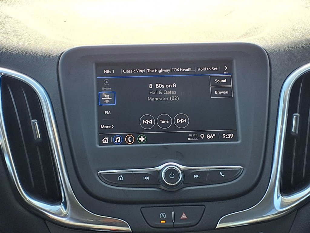 Used 2024 Chevrolet Equinox LT FWD image 14