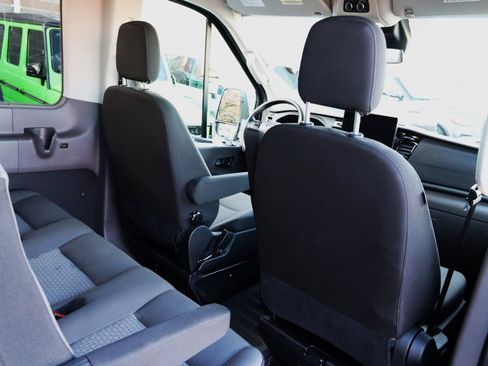 Used 2024 Ford Transit 350 XLT image 46