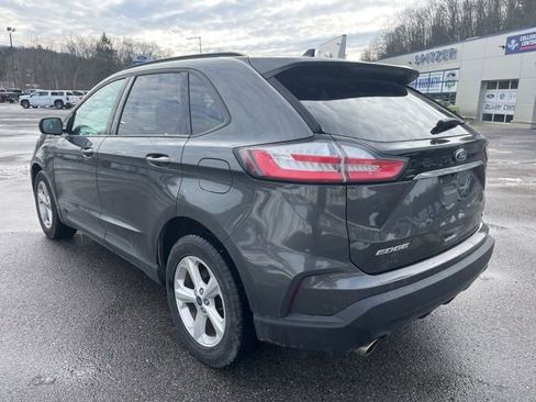 Used 2020 Ford Edge SE image 8