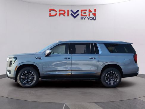 New 2026 GMC Yukon XL Elevation w/ Elevation Premium Package image 2