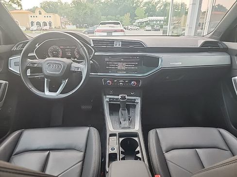 Used 2023 Audi Q3 2.0T Premium Plus w/ Premium Plus Package AWD/4WD image 18
