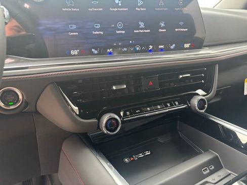 New 2026 Chevrolet Suburban RST w/ Advanced Technology Package AWD/4WD image 20