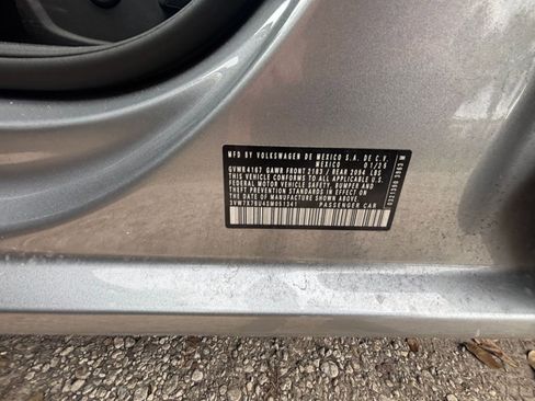 Used 2025 Volkswagen Jetta SE image 10