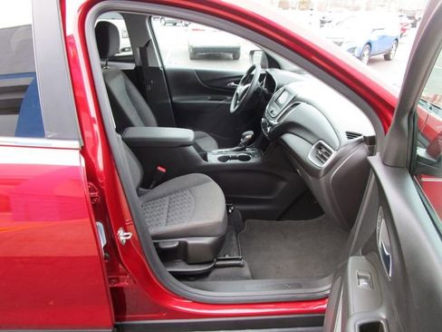 Used 2023 Chevrolet Equinox LT AWD/4WD image 28