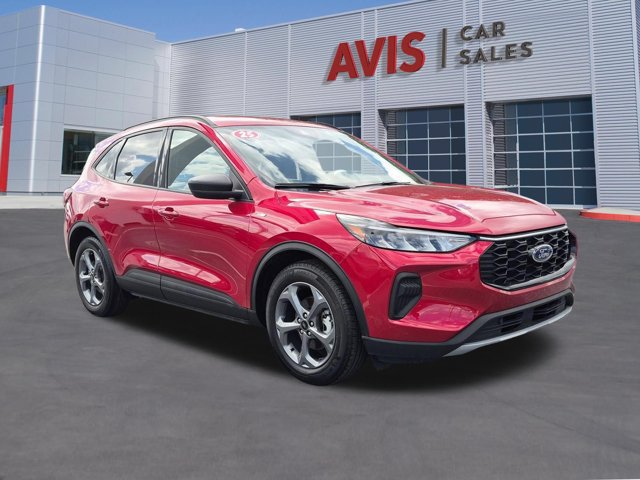 Used 2025 Ford Escape ST-Line FWD image 3