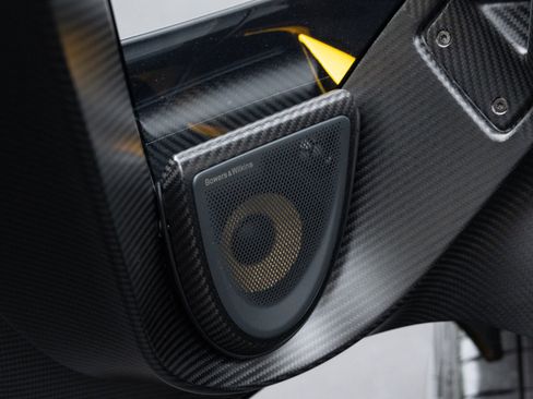 Used 2019 McLaren Senna image 58