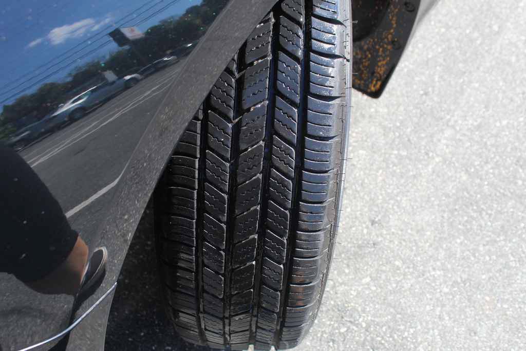 Used 2015 Hyundai Sonata SE w/ Option Group 09 FWD image 32