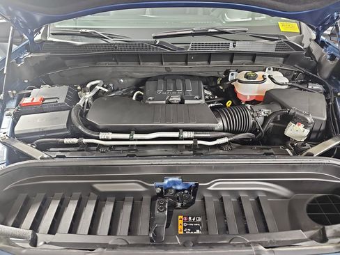 Certified 2025 GMC Sierra 1500 Elevation image 32