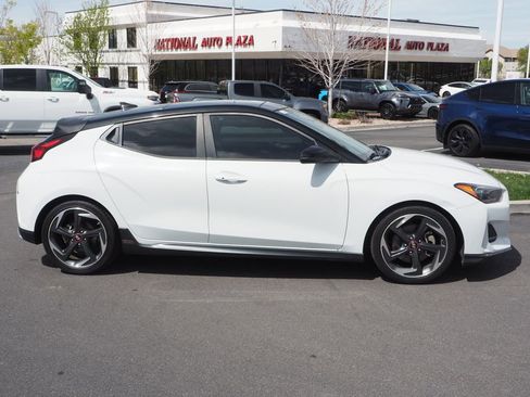 Used 2019 Hyundai Veloster Turbo Ultimate FWD image 8