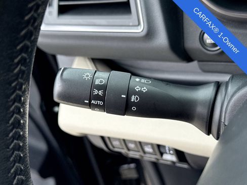 Used 2022 Subaru Ascent Limited w/ Technology Package AWD/4WD image 31