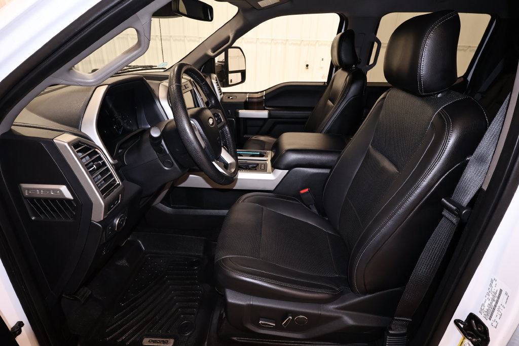 Used 2016 Ford F150 Lariat w/ Equipment Group 502A Luxury AWD/4WD image 13
