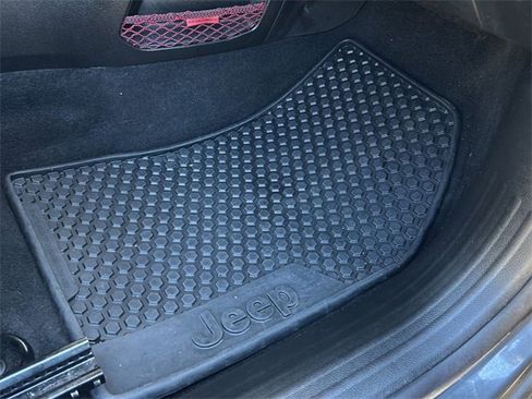 Certified 2022 Jeep Renegade Trailhawk image 37